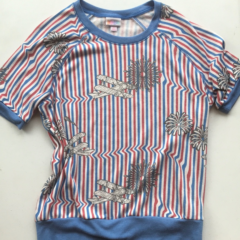 Hard to find! LuLaRoe Jane top!